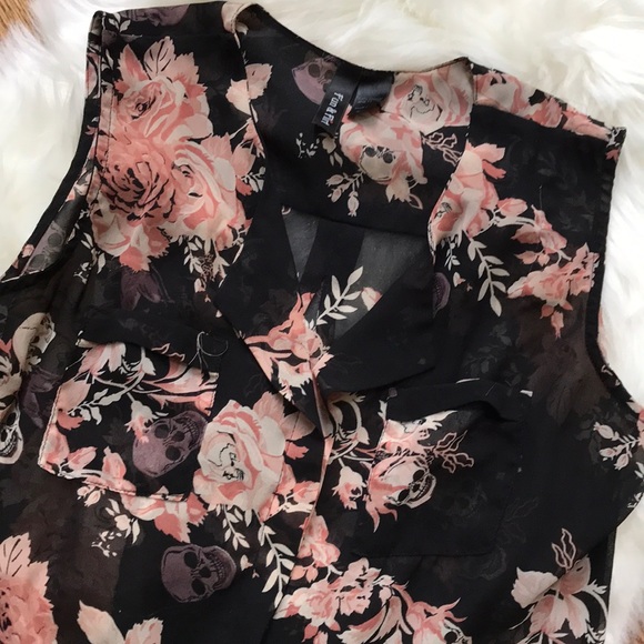 Fun and Flirt sheer sleeveless top M - Picture 3 of 8